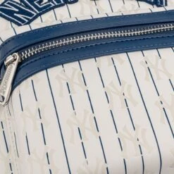 LOUNGEFLY MLB New York Yankees Pinstripes Mini Backpack -Loungefly MLBBK0014 4